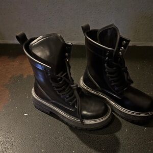 Black Lace-Up Womens New Boots 5.5 size (36 size)